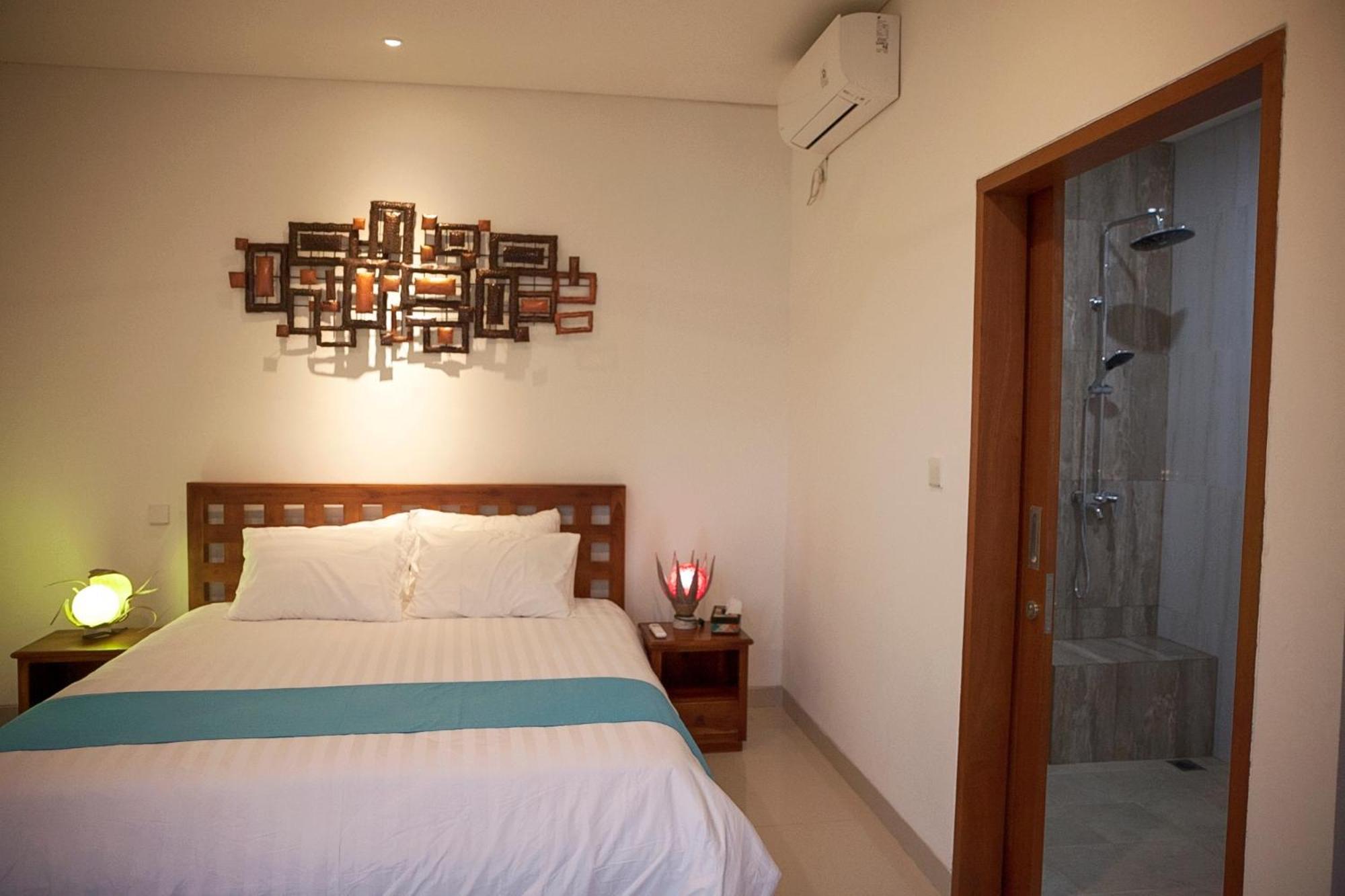 Pineapple Villa Sanur Exterior foto