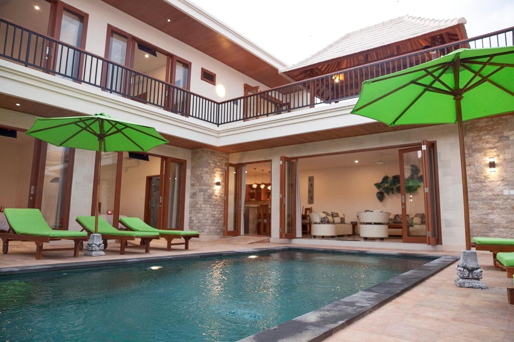 Pineapple Villa Sanur Exterior foto