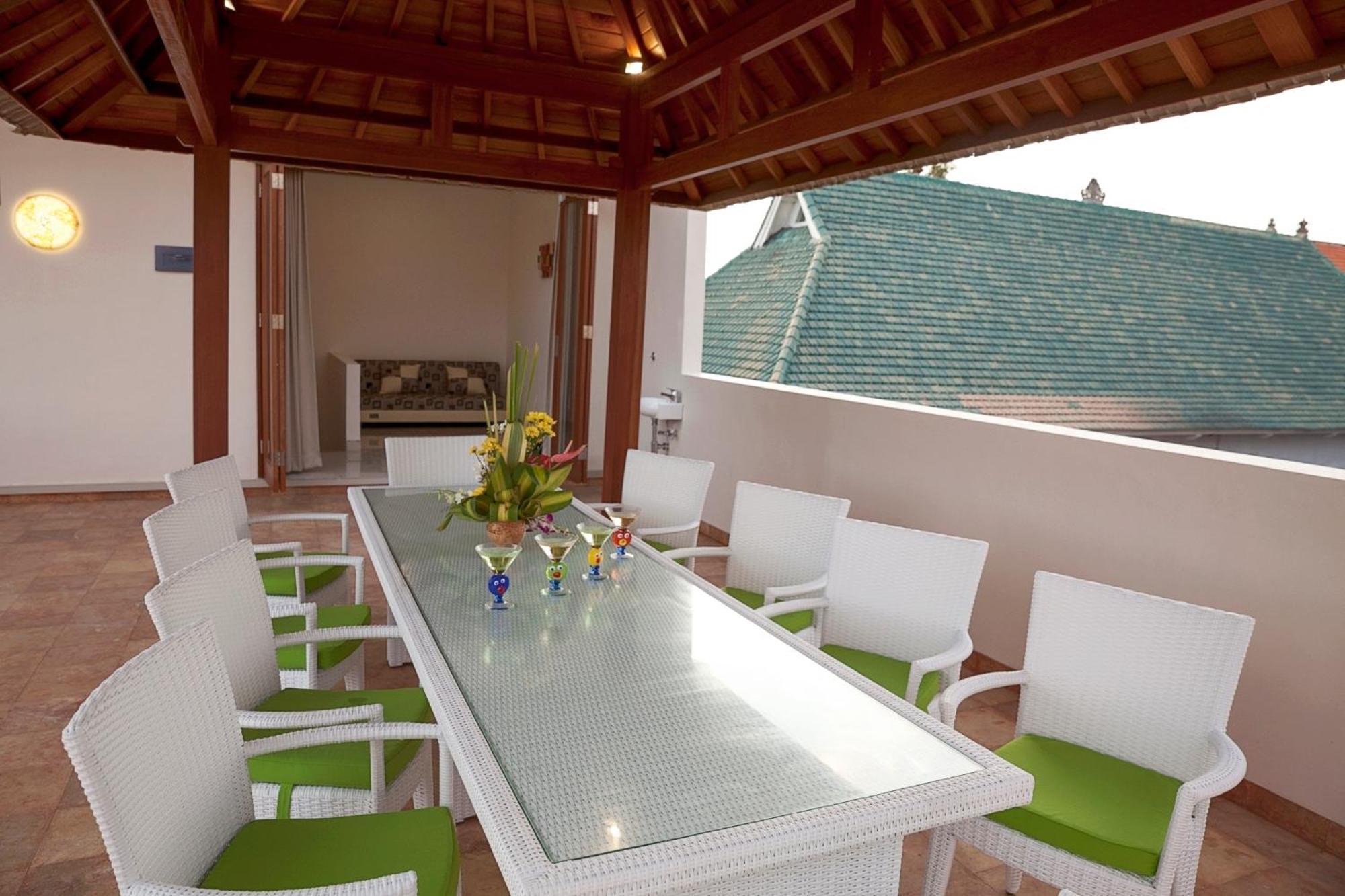 Pineapple Villa Sanur Exterior foto