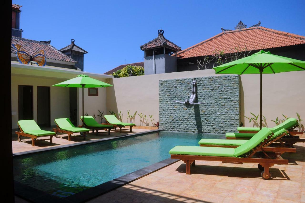 Pineapple Villa Sanur Exterior foto